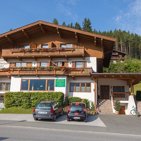 Pension Schweizerhof Waidring Eksteriør billede