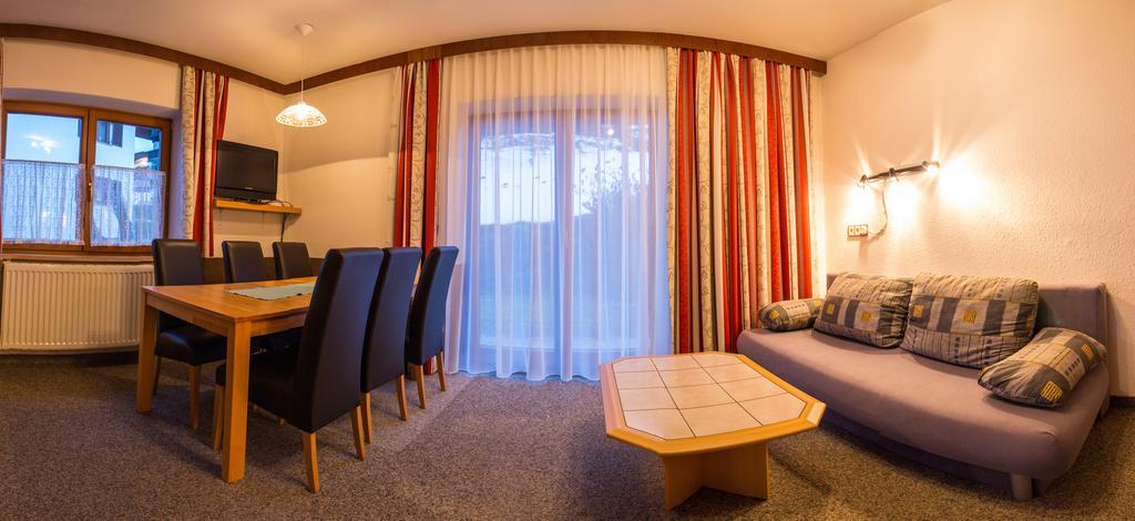 Pension Schweizerhof Waidring Værelse billede